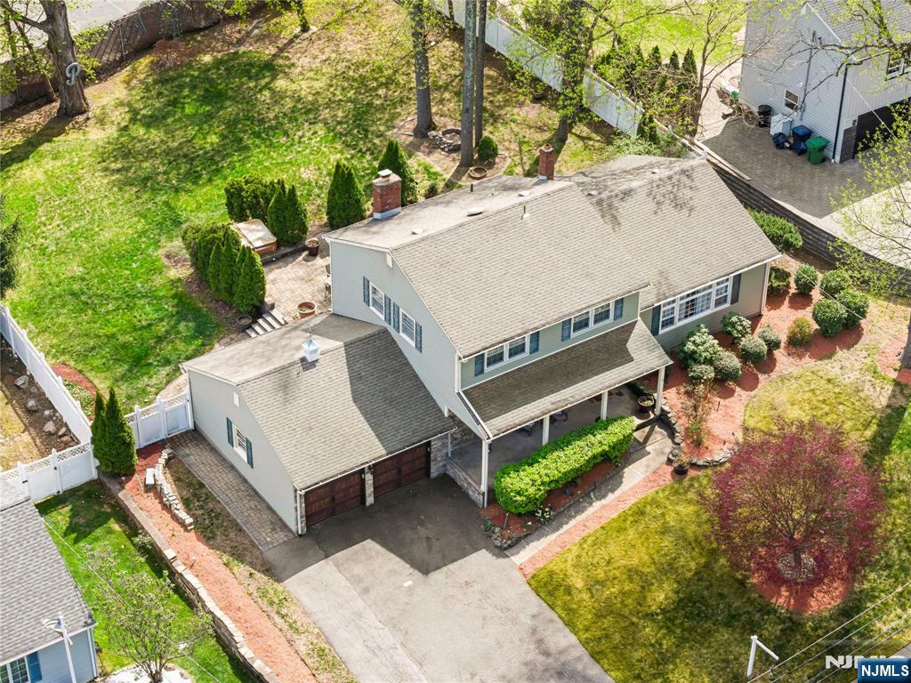 $905,000 Split Level