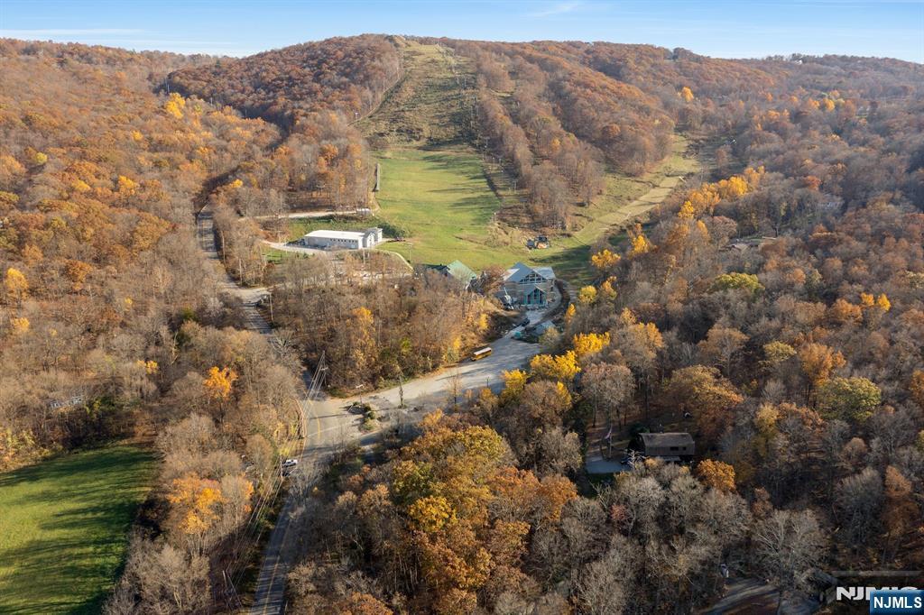 Homes for sale in Vernon, NJ | 12 Breakneck Rd, Vernon, NJ 07462 | MLS# 25022906