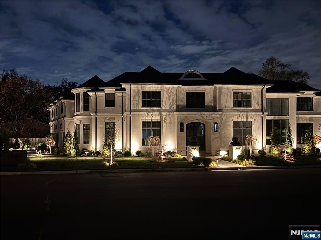 Homes for sale in Englewood Cliffs, NJ | 645 Summit St, Englewood Cliffs, NJ 07632 | MLS# 25022998