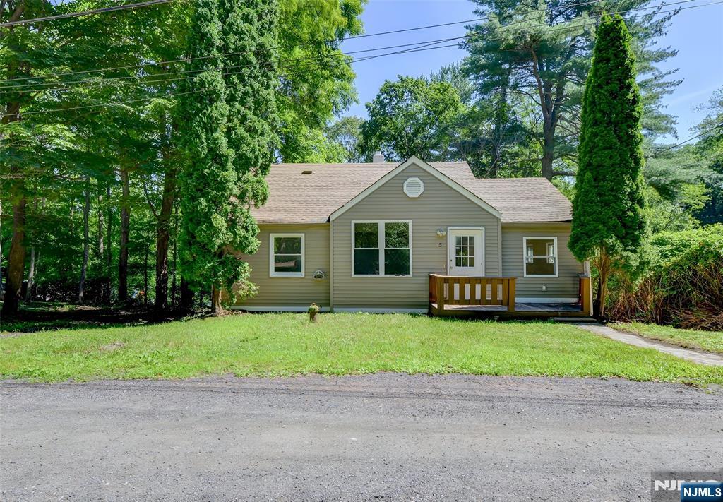 Homes for sale in Jefferson Township, NJ | 15 River Rd, Jefferson Township, NJ 07885 | MLS# 25023021