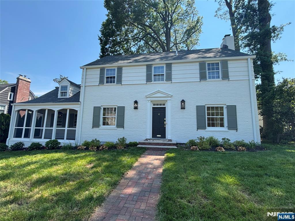 $1,399,000 Colonial