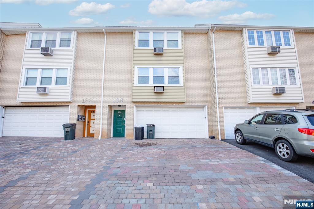 Homes for sale in East Orange, NJ | 186 Park St, East Orange, NJ 07017 | MLS# 25023234