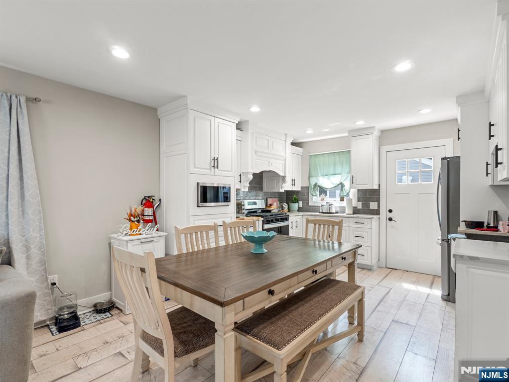 Homes for sale in Hamilton, NJ | 19 Wolf Dr, Hamilton, NJ 08610 | MLS# 25023246