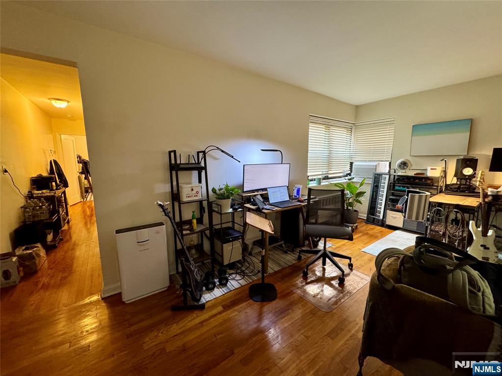 Homes for sale in Fort Lee, NJ | 2337 Hudson Ter #B10, Fort Lee, NJ 07024 | MLS# 25023283