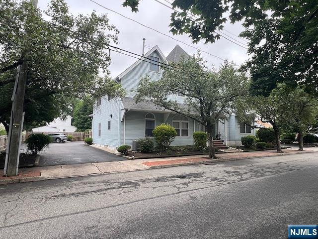 Homes for sale in New Milford, NJ | 133 Center St #E5, New Milford, NJ 07646 | MLS# 25023297