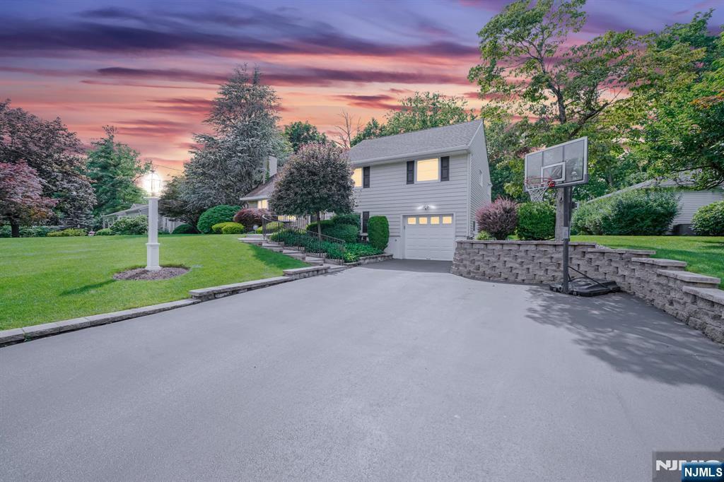 $775,000 Split Level