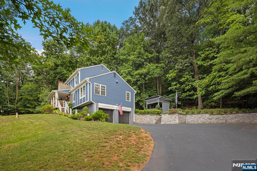 Homes for sale in Green Brook, NJ | 22 Brandywine, Green Brook, NJ 08812 | MLS# 25023494