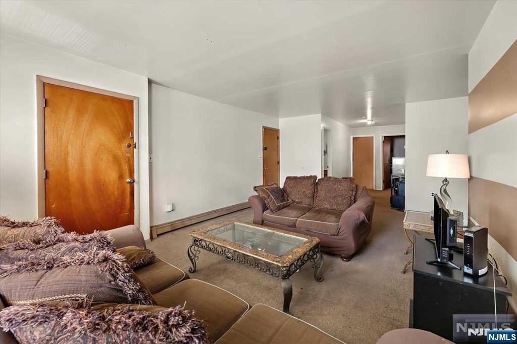 Homes for sale in Elizabeth, NJ | 513 Livingston St, Elizabeth, NJ 07206 | MLS# 25023536