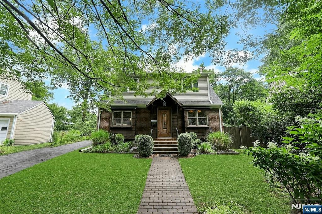 TEANECK Properties
