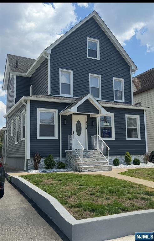 $899,900 Colonial