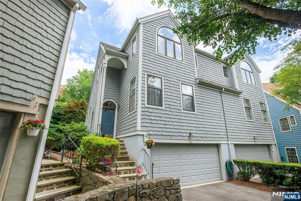 $648,000 Townhouse