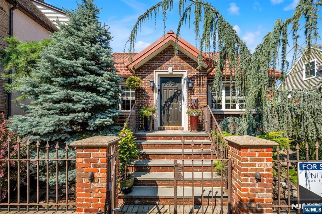 GARFIELD Properties
