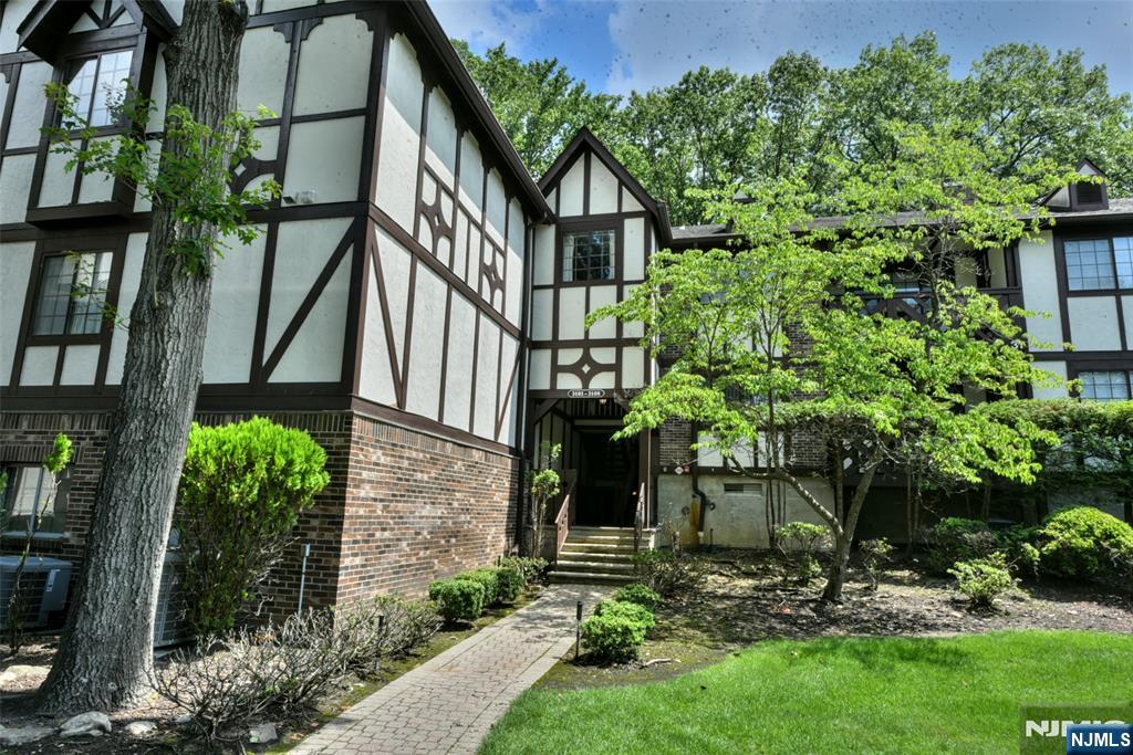 MAHWAH Properties