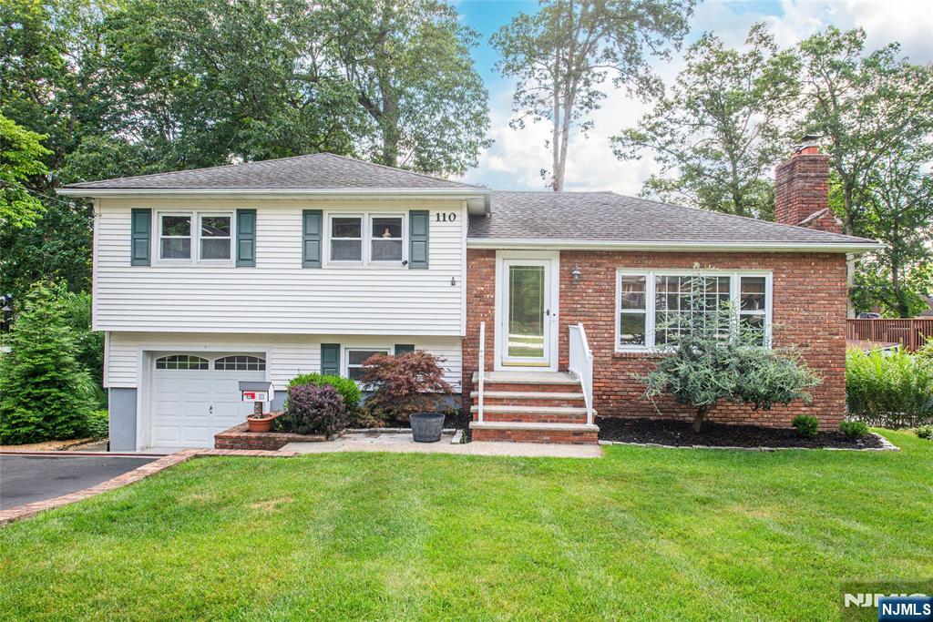 $679,000 Split Level