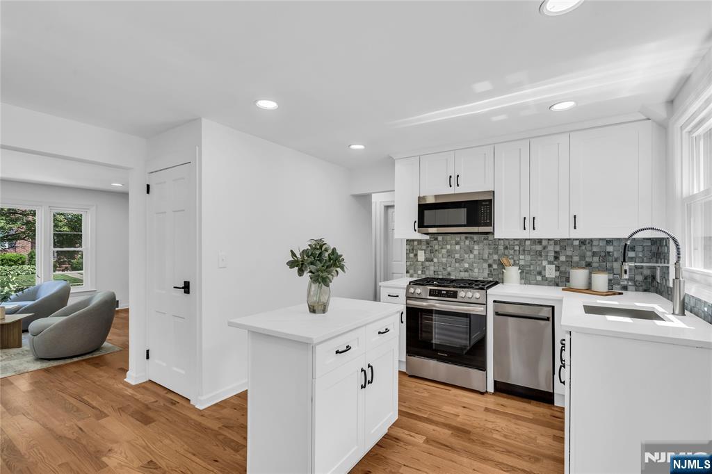 Homes for sale in Maplewood, NJ | 132 Garfield Pl, Maplewood, NJ 07040 | MLS# 25024053