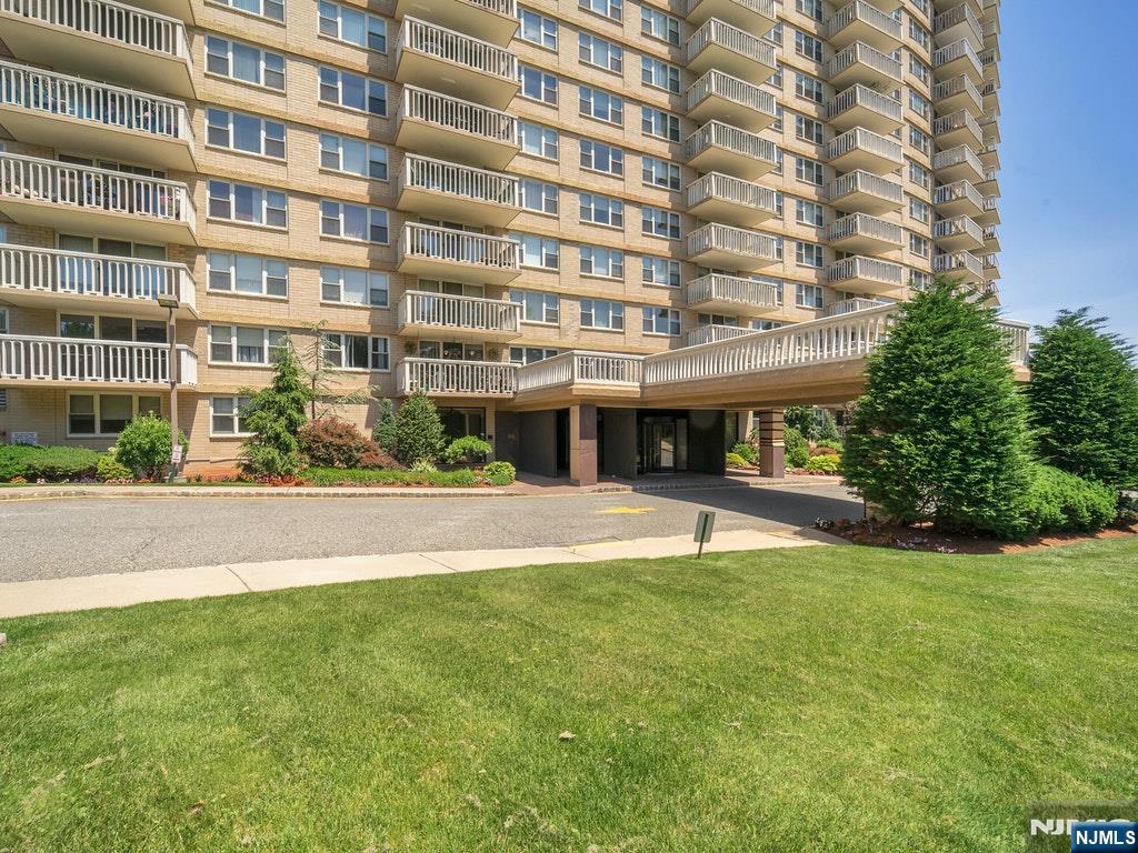 $180,000 Co-op