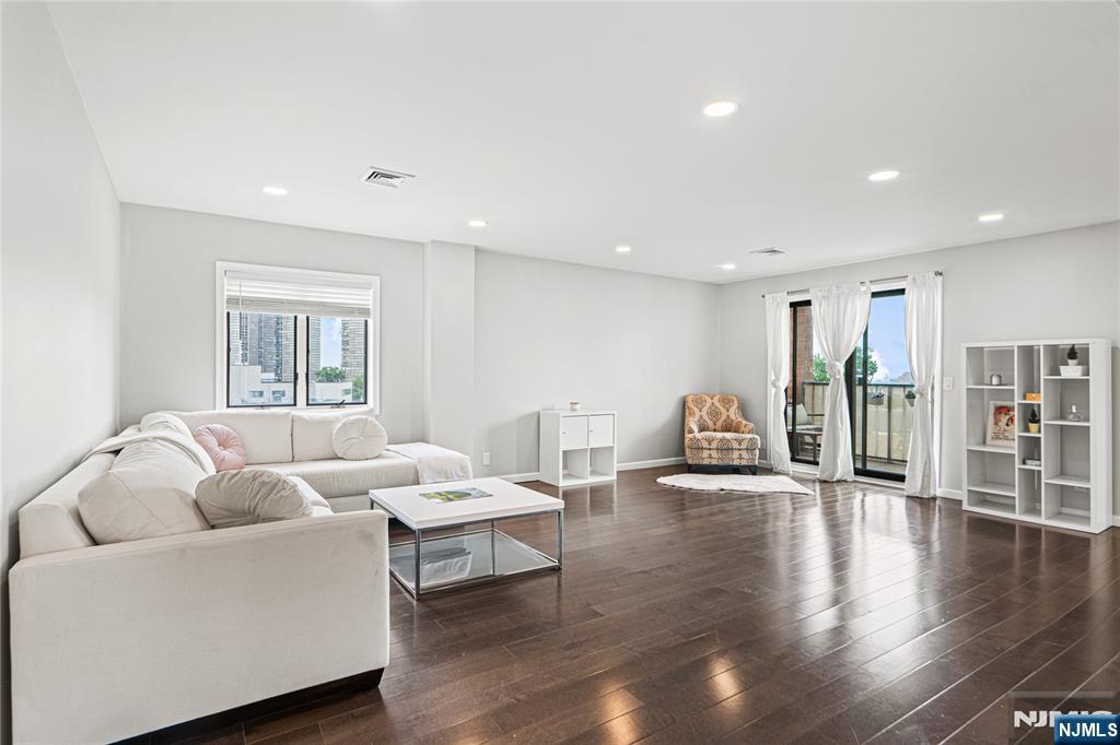 CLIFFSIDE PARK Properties