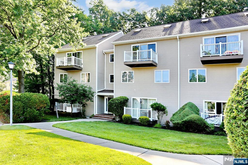 ENGLEWOOD Properties