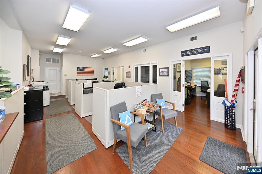 Homes for sale in Wyckoff, NJ | 253 Madison Ave, Wyckoff, NJ 07481 | MLS# 25024118