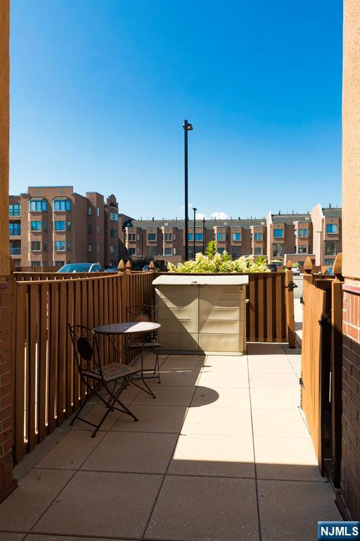 Homes for sale in Edgewater, NJ | 312 Franklin Ct, Edgewater, NJ 07020 | MLS# 25024124