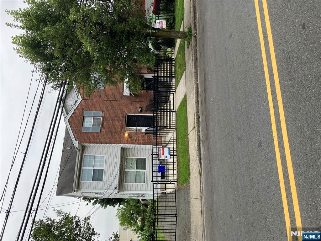 $425,000 Duplex