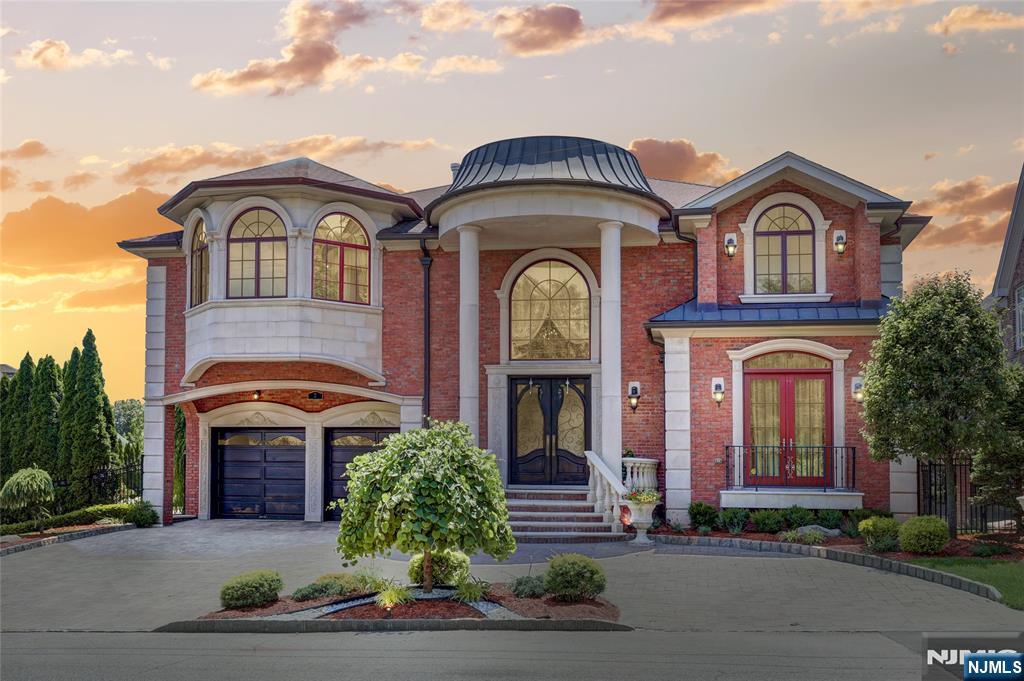 Homes for sale in Fort Lee, NJ | 2 Euclid Rd, Fort Lee, NJ 07024 | MLS# 25024177