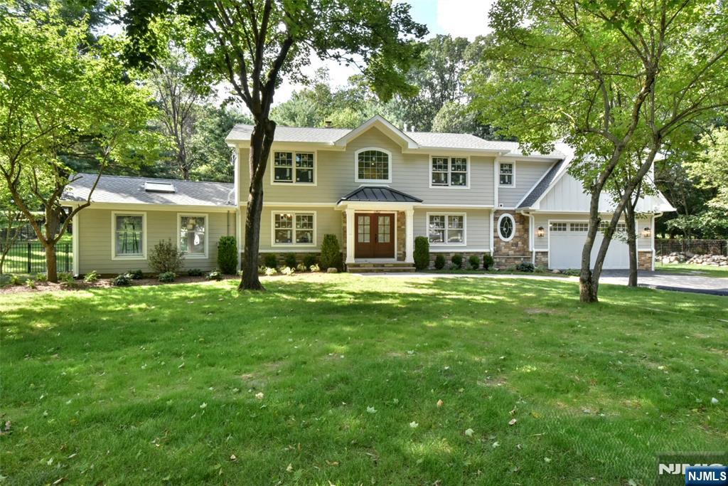 $2,100,000 Colonial