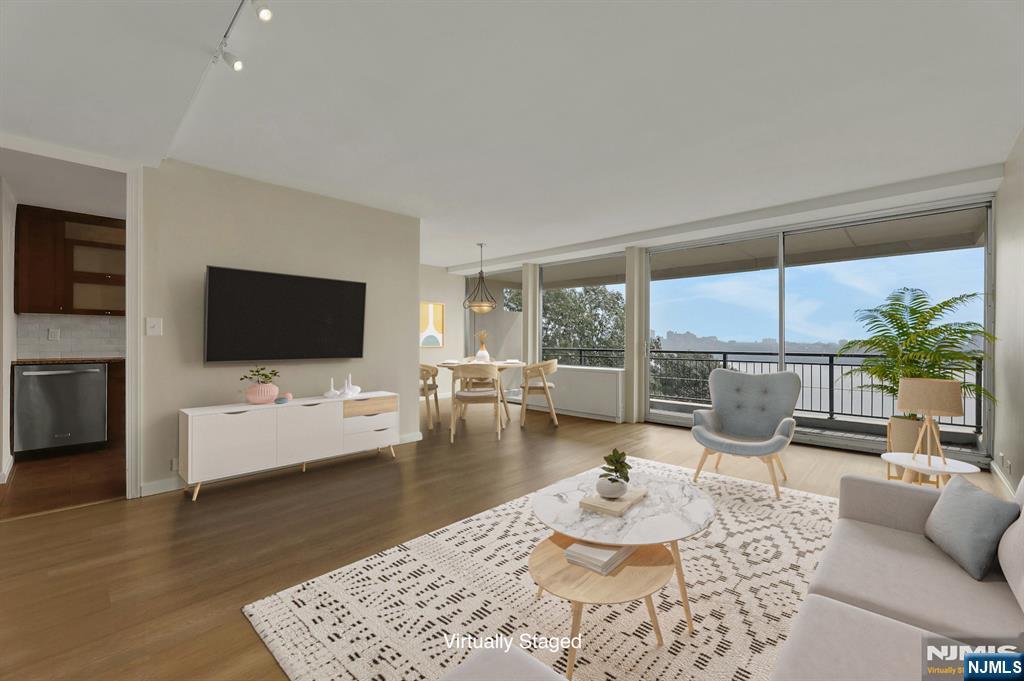 Homes for sale in Fort Lee, NJ | 2 Horizon Rd #627, Fort Lee, NJ 07024 | MLS# 25024249