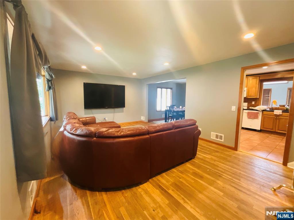 Homes for sale in Pompton Lakes, NJ | 1194 Ringwood Ave, Pompton Lakes, NJ 07442 | MLS# 25024293