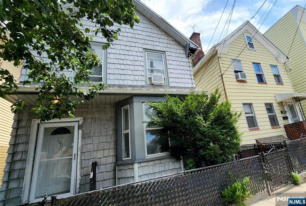 Homes for sale in Harrison, NJ | 100 Grant Ave, Harrison, NJ 07029 | MLS# 25024332