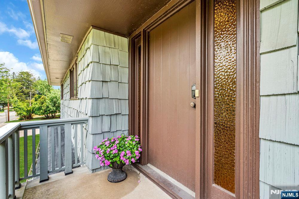 Homes for sale in Upper Saddle River, NJ | 366 Saddle River Rd, Upper Saddle River, NJ 07458 | MLS# 25024348