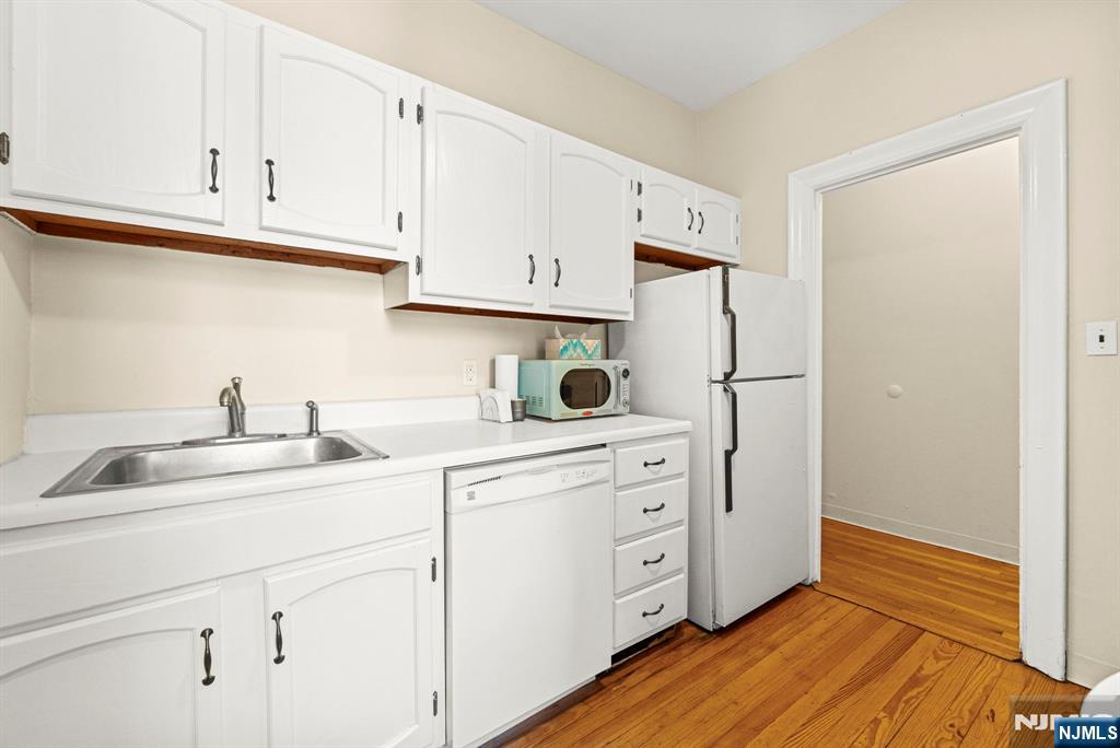 Homes for sale in Weehawken, NJ | 1055 Boulevard #D3, Weehawken, NJ 07086 | MLS# 25024406