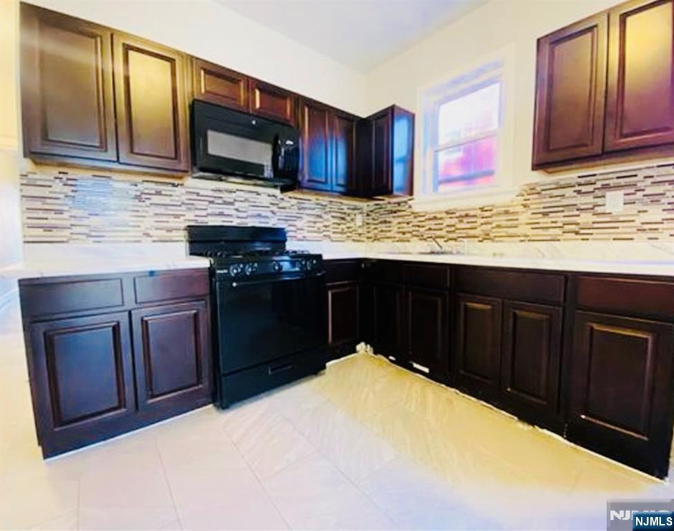 Homes for sale in Newark, NJ | 464 Avon Ave, Newark, NJ 07108 | MLS# 25024484