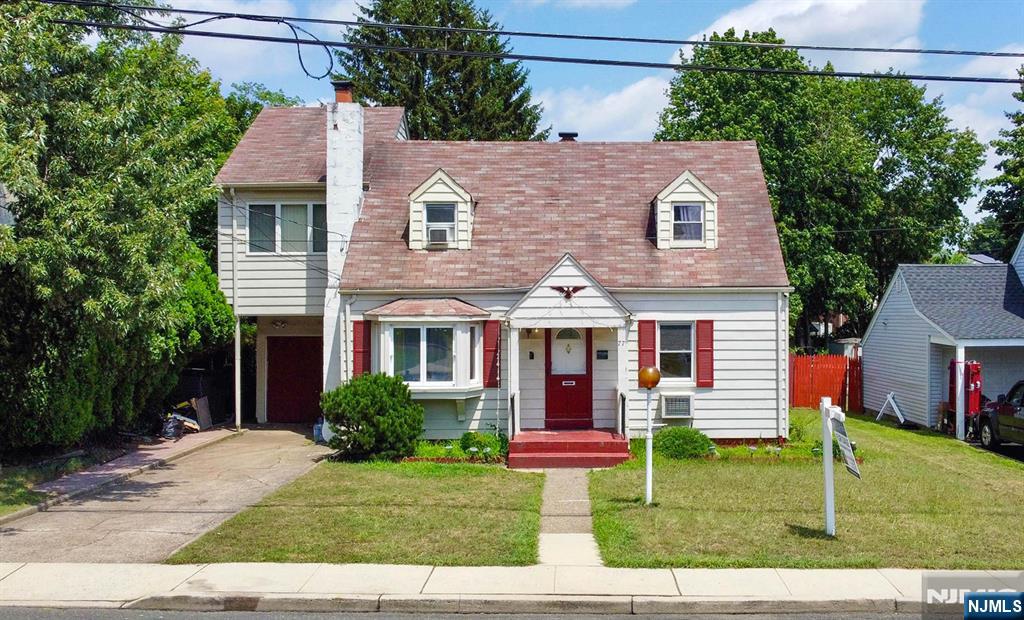 Homes for sale in Haledon, NJ | 77 Oxford St, Haledon, NJ 07508 | MLS# 25024530