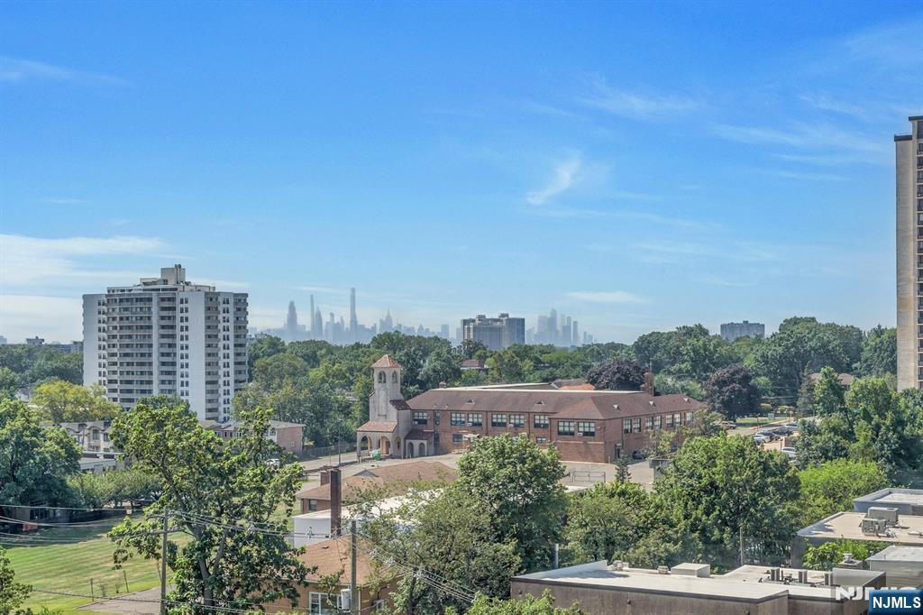 Homes for sale in Fort Lee, NJ | 2000 Linwood Ave #9N, Fort Lee, NJ 07024 | MLS# 25024535