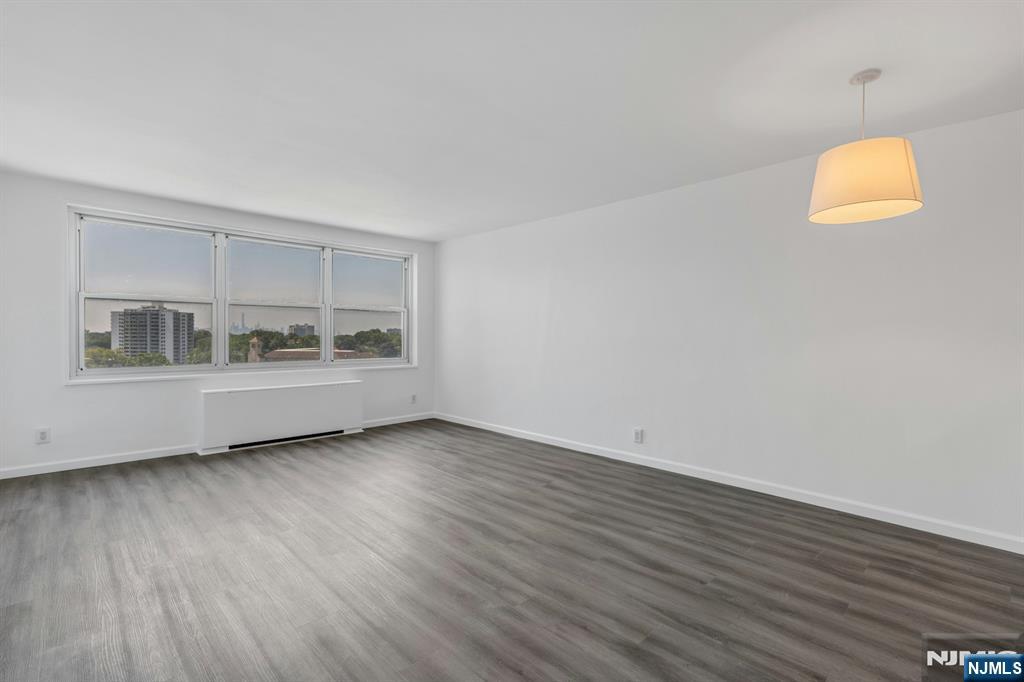 Homes for sale in Fort Lee, NJ | 2000 Linwood Ave #9N, Fort Lee, NJ 07024 | MLS# 25024535