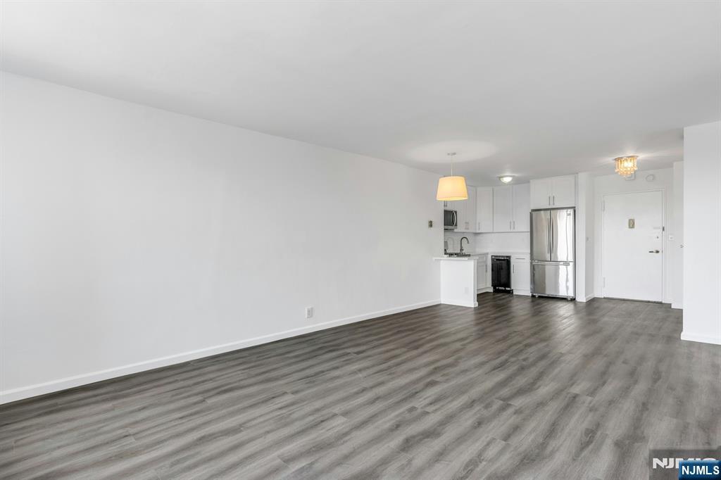 Homes for sale in Fort Lee, NJ | 2000 Linwood Ave #9N, Fort Lee, NJ 07024 | MLS# 25024535