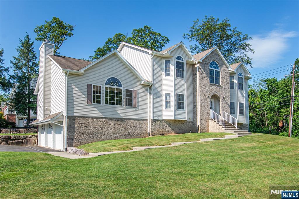 Homes for sale in West Milford, NJ | 2 Iron Hl, West Milford, NJ 07480 | MLS# 25024583