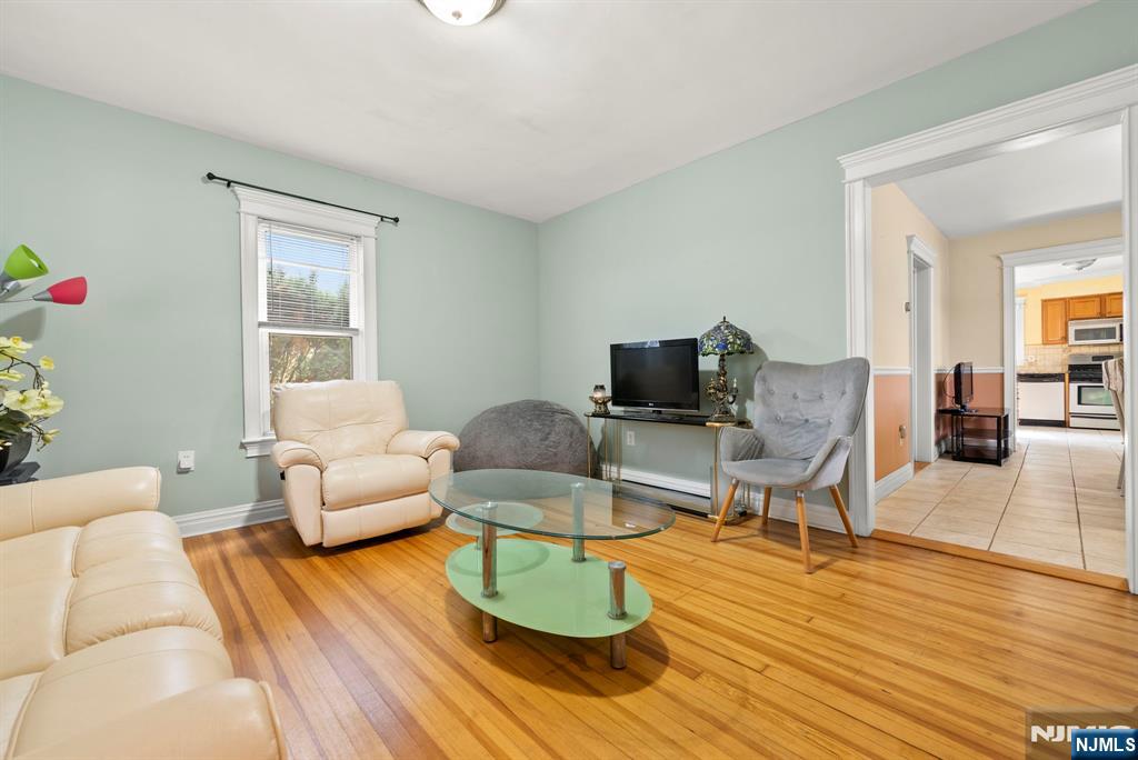 Homes for sale in Waldwick, NJ | 32 Walter Hammond Pl, Waldwick, NJ 07463 | MLS# 25024618