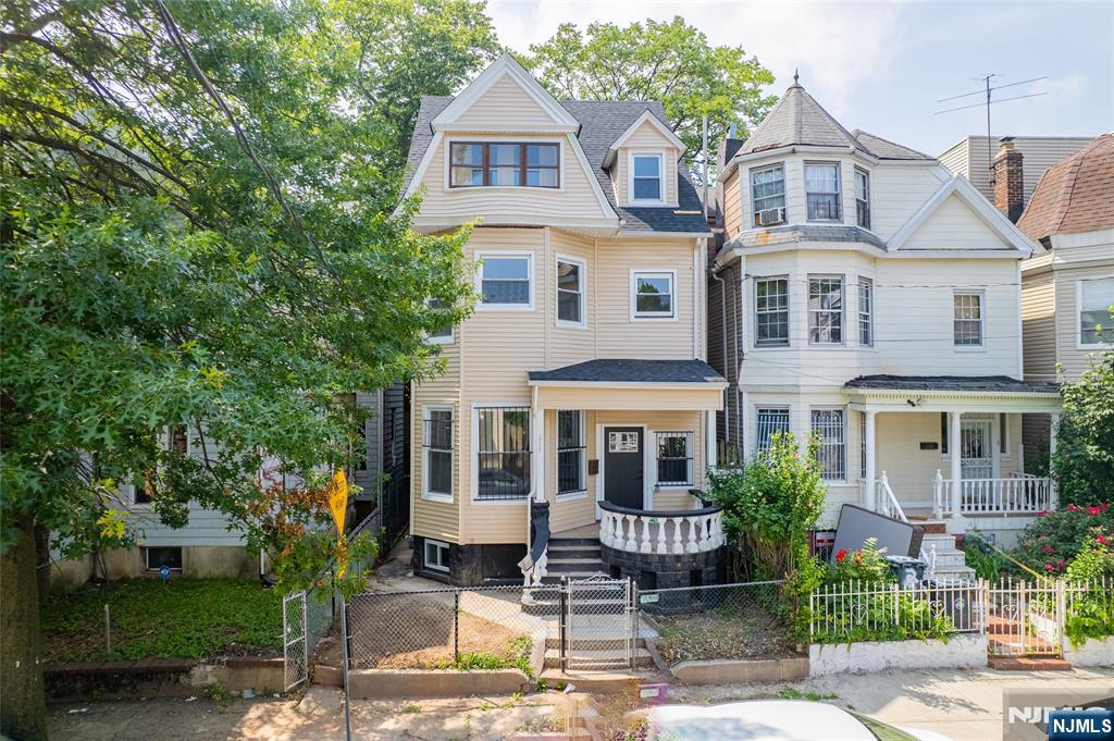 Homes for sale in Newark, NJ | 235 7th, Newark, NJ 07103 | MLS# 25024720