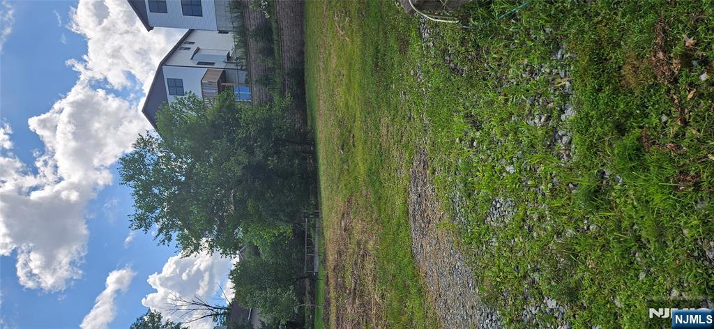 Homes for sale in Mahwah, NJ | 38 Railroad Ave, Mahwah, NJ 07430 | MLS# 25024786