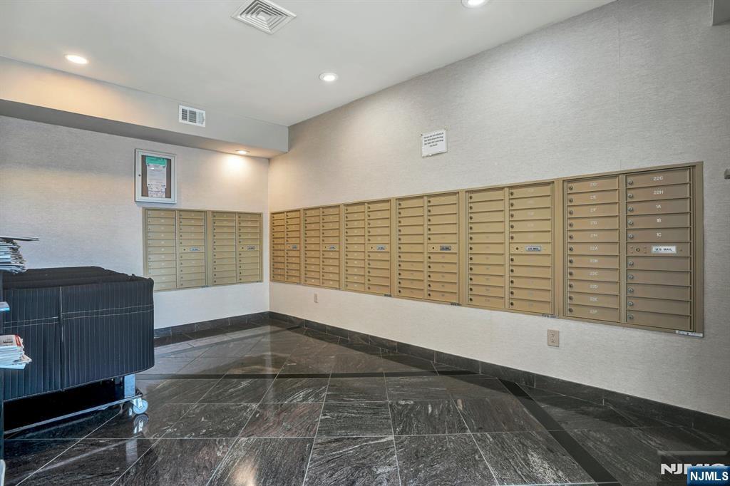 Homes for sale in Fort Lee, NJ | 2150 Center Ave #2E, Fort Lee, NJ 07024 | MLS# 25024863