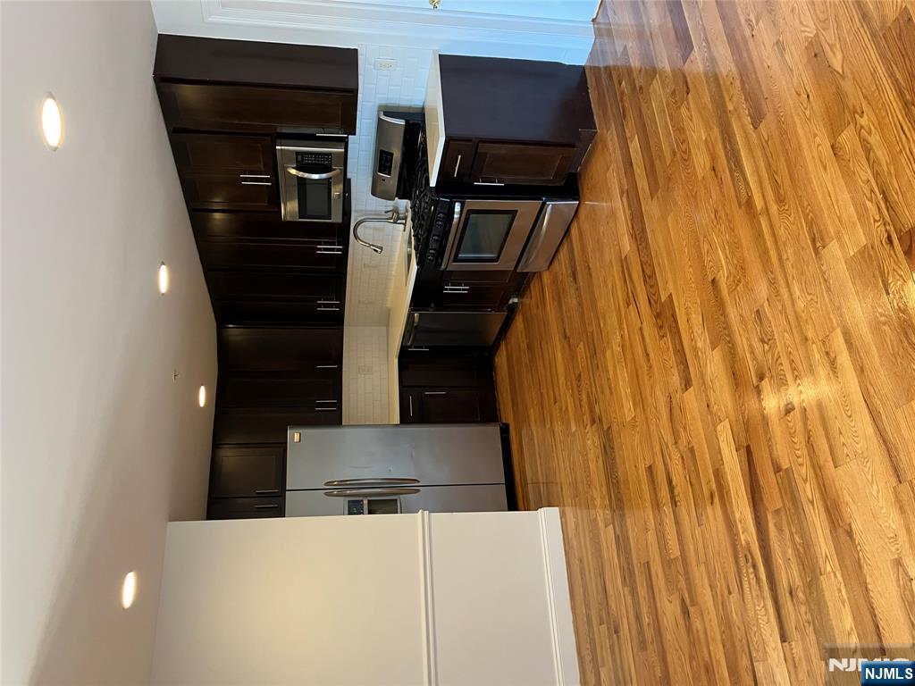 Homes for sale in Union City, NJ | 315 7Th St #301, Union City, NJ 07087 | MLS# 25024901