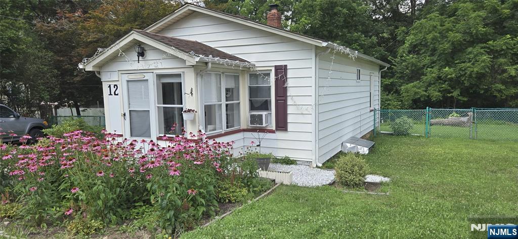 Homes for sale in Hopatcong, NJ | 12 Lakeside Blvd, Hopatcong, NJ 07843 | MLS# 25024927