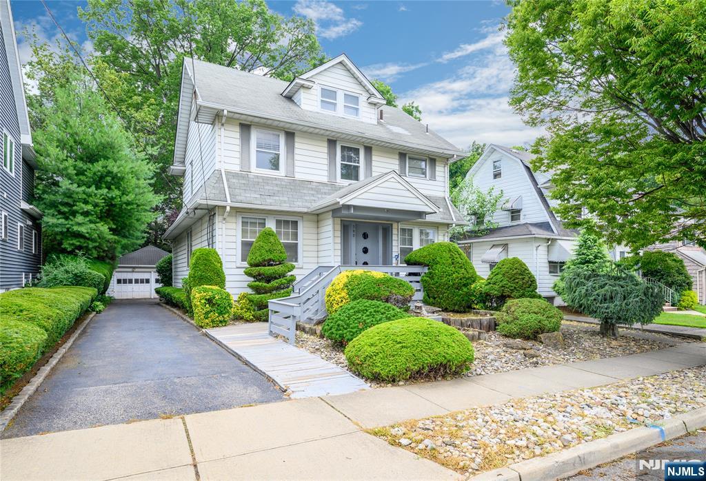 Homes for sale in Clifton, NJ | 390 South Pkwy, Clifton, NJ 07014 | MLS# 25024976