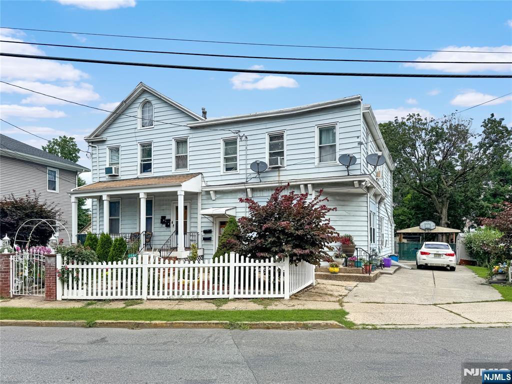 Homes for sale in Rahway, NJ | 716 Grand Ave, Rahway, NJ 07065 | MLS# 25024999