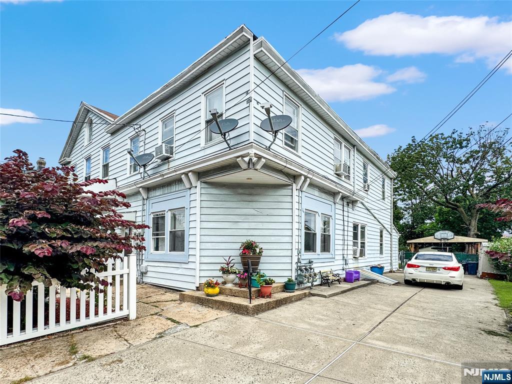 Homes for sale in Rahway, NJ | 716 Grand Ave, Rahway, NJ 07065 | MLS# 25024999