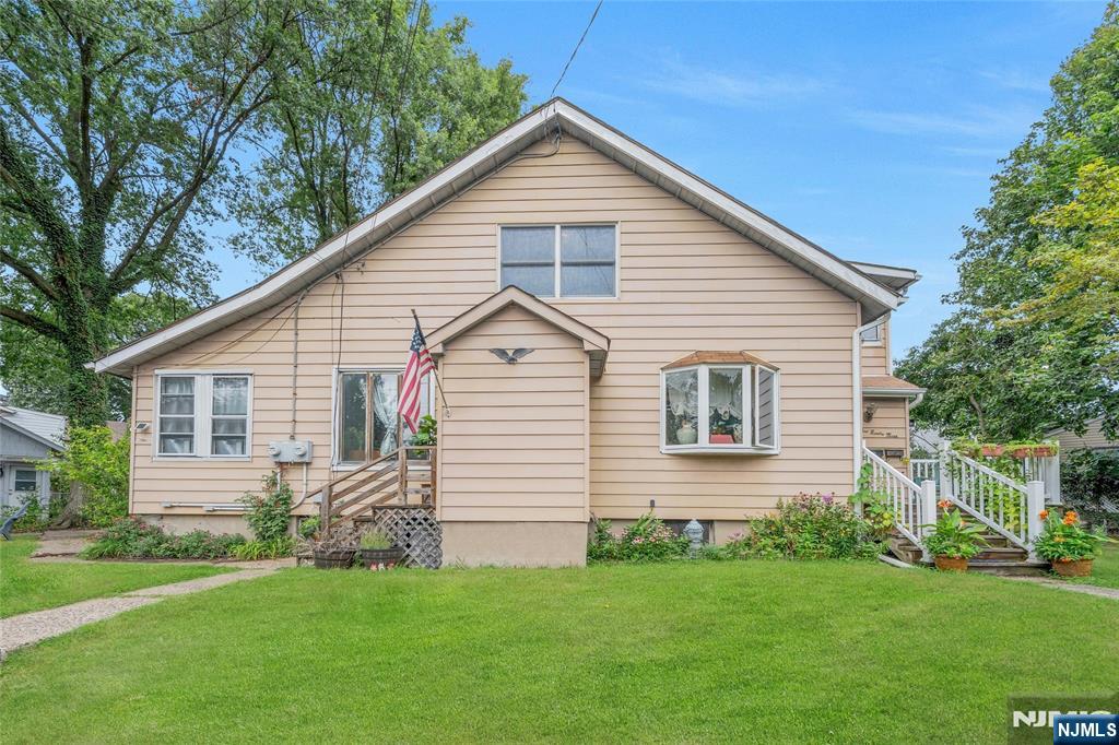 Homes for sale in Hawthorne, NJ | 193 9th Ave, Hawthorne, NJ 07506 | MLS# 25025011