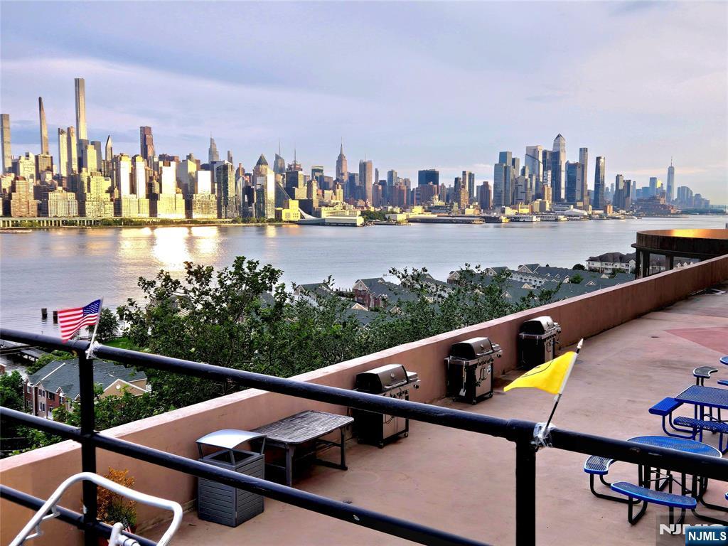 Homes for sale in West New York, NJ | 6600 Jfk Blvd E #17G, West New York, NJ 07093 | MLS# 25025042