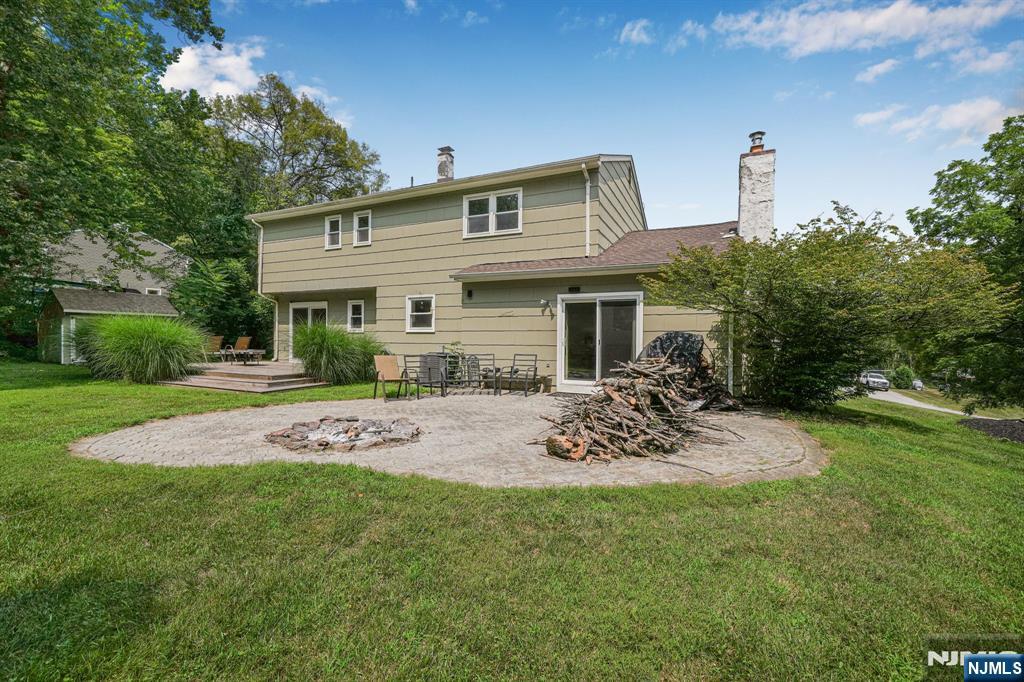 Homes for sale in Sussex, NJ | 9 Rolling Hills Rd, Sussex, NJ 07461 | MLS# 25025088